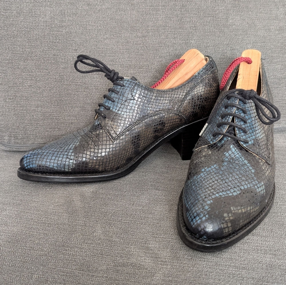 The Office Of Angela Scott | Miss Button | Mid Heel Lace Up Oxford